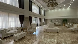 فروش اپارتمان 235 متری زعفرانیه