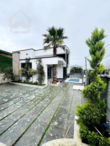 فروش ویلا لوکس با استخر چهار فصل