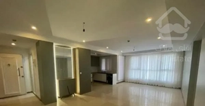 ۸۷ متر / سالن پرده خور / کم سن / بسیار لوکس