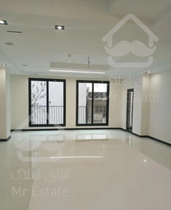 شهرک لاله ۱۷۸ متر آپارتمان ۳ خوابه نوساز