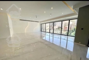 200 متر تاپ لوکیشن دروس