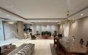 ۲۳۰ متر ۴ خوابه بمب نور دو نبش در ارشاد(کتاب)