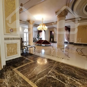 ۲۰۰ متر/ برج باغ / ۳ خواب