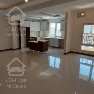 ۱۰۰متر/فول امکانات/روبه آفتاب/کلید نخورده