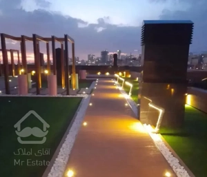 پنت هوس ۲۲۰متری با ۱۵۰متر تراس مجهز در طبقه ۱۲