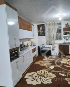 دو طبقه مسکونی با موقعیت تجاری انتهای افلاک ۱۶