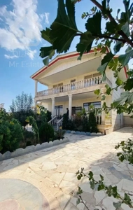 ۸۱۰مترویلاباغ سندتکبرگ با کنتوربرق شخصی مبله۳خواب