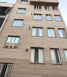 حاجی‌پور/۵۰متر/طبقه اول با پارکینگ/نزدیک مترو