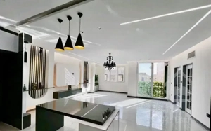 ۷۷متردوخواب با پارکینگ وامدار/غرق نور/روبنما
