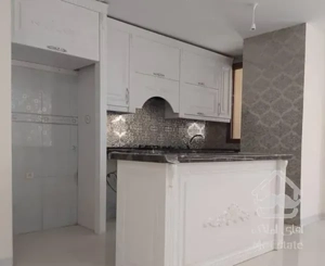 ۱۰۸ متر واحد در برج امین