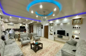 95متری/دوخواب بزرگ/طبقه ششم/پاسداران/رو به دریا
