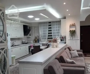 100متر آپارتمان 2خواب دید دریاچه و شهرک