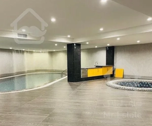 ۳۰۰ متر مدرن/ گلسنگ