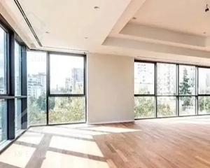 ۱۳۰متری‌زمرد(قبا)بدون‌مشابه۲پارکینگ