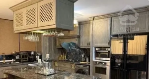 110 متر فول درجه یک  در هنرستان