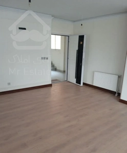 گاندی ۱۳۰ متر ( آکواریوم)