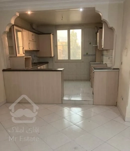 آپارتمان ۷۳متر/دو خواب/تک واحدی/پارکینگ دار