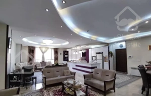 ۱۳۰ متر ، تکواحدی ، صرافها ، فول امکانات، طبقه اول