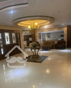 قباکوچه اذر۱۸۵متر۳خواب روبه افتاب۳پارکینگ سندی