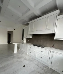 ۱۸۰ متر نوساز لوکیشن دنج فرشته