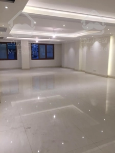 آپارتمان ۲۰۰ متری ۳ خواب