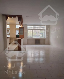 آپارتمان ۱۲۱ متری (امیرآباد)