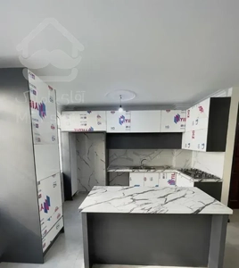 ۷۰متری سه نبش میدان