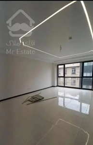 ۸۳متر/۲خواب/فول امکانات/نورگیر