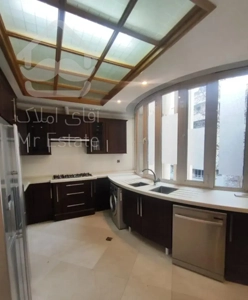 ۱۸۰ متر ۳ خواب تاپ لوکیشن فرشته