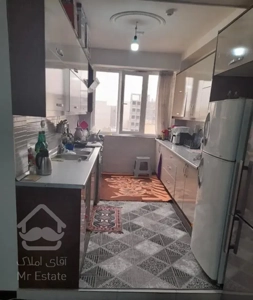 آپارتمان فروشی 74 متری دو خوابه بر خ تفرشی