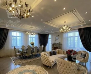 ۱۲۷ متر دریاچه مالک  فروشنده