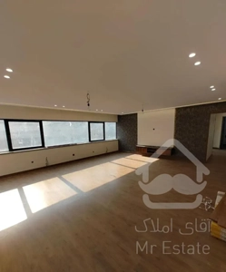 معاوضه ۳ خواب بالکن دار بالای ورزشگاه