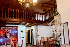 اجاره آپارتمان (130 متر مربع)