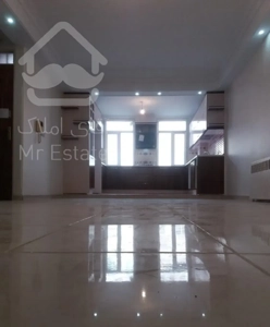 66متر / 2 ساله / رو به بیرون / خیلی جذاب
