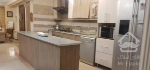 نیاوران / 125 متری / دو خواب