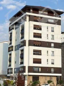 پلاک یک ساحل آپارتمان 7طبقه 150متری سه خواب