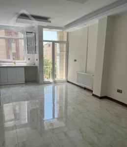 آپارتمان ۸۳ متری ۲ خوابه طبقه ۳ در شاهین