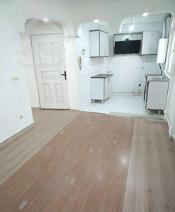 فروش آپارتمان ۴۰ متری  طبقه ۱ در خیابان طوفانی