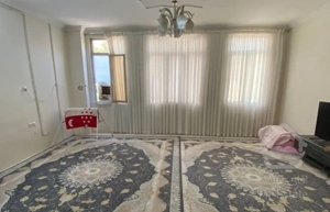 آپارتمان ۷۵ طبقه اول تمیز و حاشیه