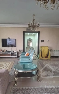 ۱۳۶متر/تک واحد/لابی و روف/مستطیل طلایی
