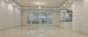 ۱۴۰ متر ۲ پارکینگ / تک واحدی / نقشه بینظیر / تهاتر