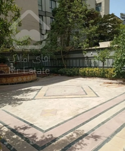 واحد ۱۰۰ متری اجودانیه*سرمای گذاری*
