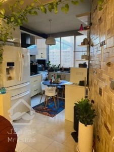 ۹۹متر دو خواب  ۵ساله  سرتاسر پرده خور  شهرزیبا