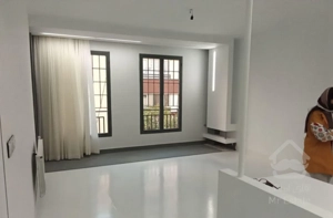 عباس آباد میرزای شیرازی.۱۰۵ متر ۲ خوابه