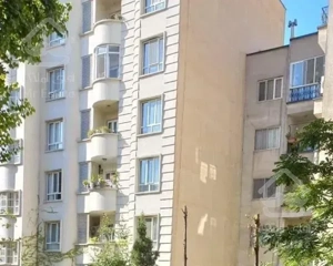 ۲۸۲متر/نور و نقشه /چندسال ساخت