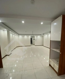 ۱۳۵متر/۲پارکینگ/نورگیر/طبقه آخر/تاپ شهرآرا
