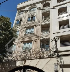 105متر دوخواب/نماتراورتن/سالن روبه آفتاب/تخلیه