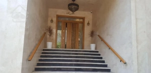 ۱۸۵ متر درحد کلید نخورده