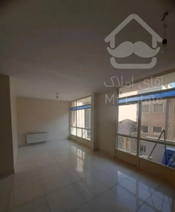 خیابان انقلاب/۹۵ متر/بازسازی شده/قابل تبدیل