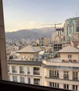 ۱۲۰ متر ۳ خواب ** فول بازسازی آماده سکونت** ویودار